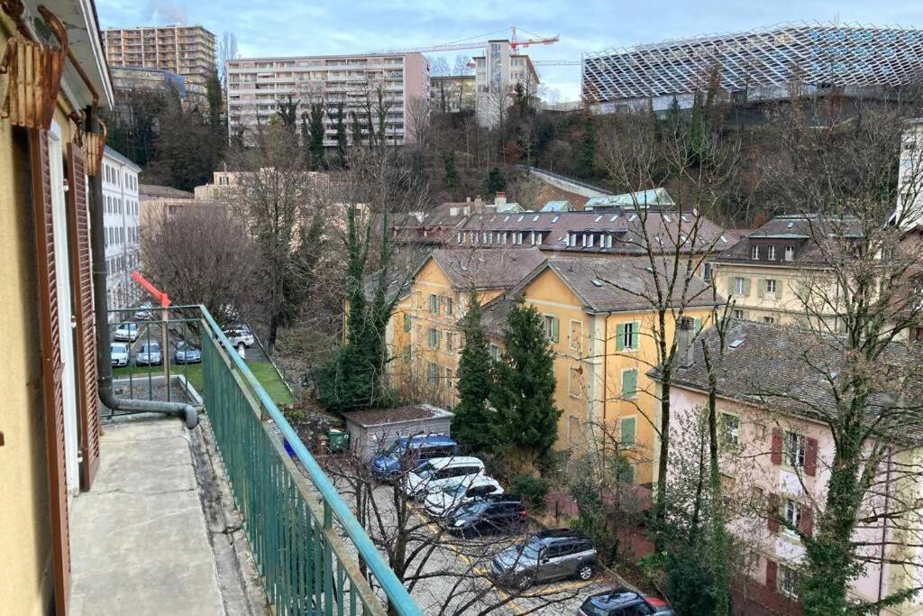 Joli 2 Pieces Dernier Etage, Lausanne Centre Luaran gambar