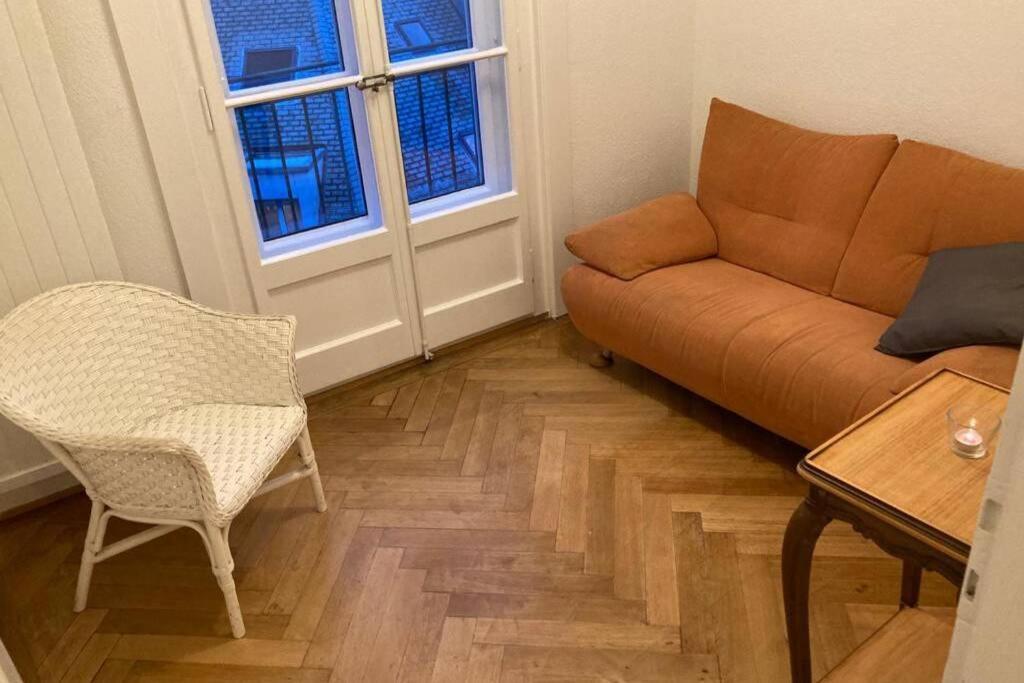Joli 2 Pieces Dernier Etage, Lausanne Centre Luaran gambar